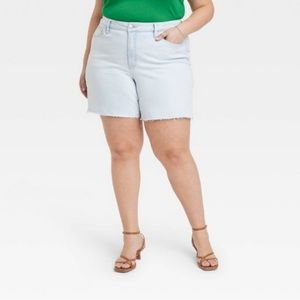 2/$20   Ava & Viv High Rise Relaxed Fit Light Wash Bermuda Shorts